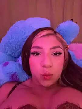 Isabella18 pink online show from 05.29.26