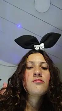 Snapshot of lindasyt chatting on 06.06.26 lindasyt online show from 06.06.26