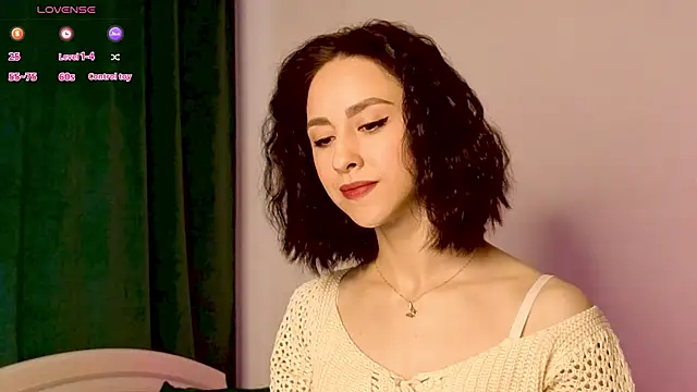 MiaSweetasHoney online show from 12.05.25