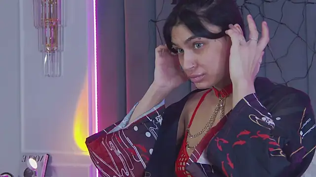 VioletAsh online show from 11.02.25