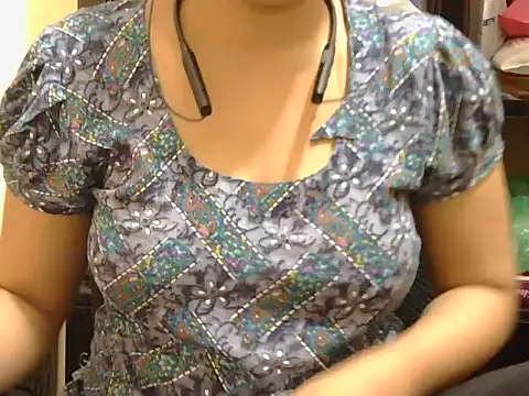 Snapshot of fairy_queen07 chatting on 09.30.25 fairy queen07 online show from 09.30.25