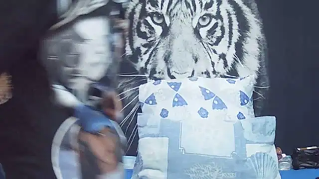 SweetPortableAmber online show from 04.11.26