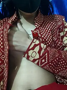 maya-Couple19 online show from 12.20.25