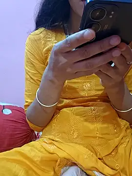 maya-Couple19 online show from 03.05.26