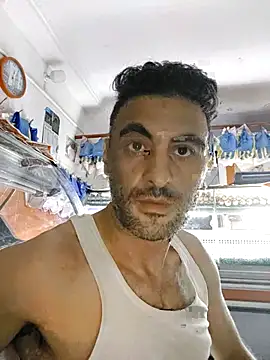 Snapshot of mahdiDido chatting on 09.21.25 mahdiDido online show from 09.21.25