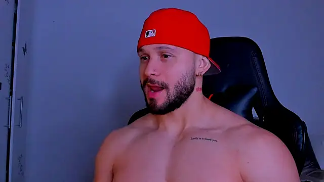 Snapshot of andrewcorey1 chatting on 09.26.25 andrewcorey1 online show from 09.26.25