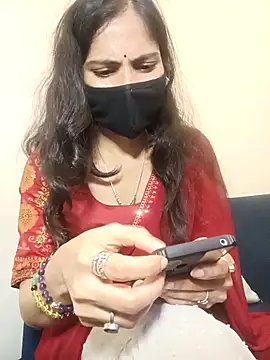 TheSassyGirl7 online show from 12.20.25