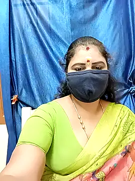 Snapshot of sushma26 chatting on 09.17.25 sushma26 online show from 09.17.25