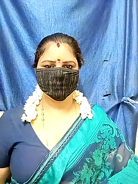 Snapshot of sushma26 chatting on 10.14.25 sushma26 online show from 10.14.25