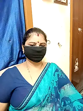 Snapshot of sushma26 chatting on 10.30.25 sushma26 online show from 10.30.25