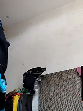 AnanyaKapoor89 online show from 09.25.25