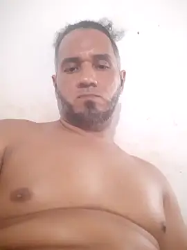 Snapshot of Miler247198 chatting on 10.30.25 Miler247198 online show from 10.30.25