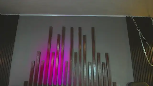 kloe bella online show from 11.18.25