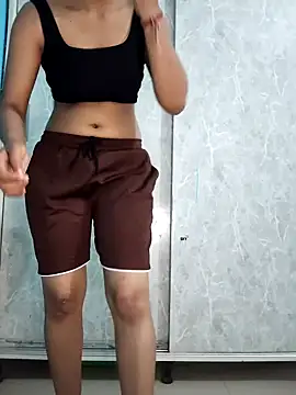 Snapshot of Nisha_cam12 chatting on 09.18.25 Nisha cam12 online show from 09.18.25