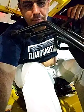 branquinho3 online show from 11.29.25