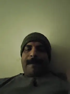 vardh033 online show from 11.14.25