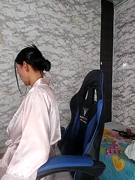 AlisSon  hot online show from 12.04.25