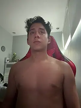 Snapshot of leduck7 chatting on 10.20.25 leduck7 online show from 10.20.25