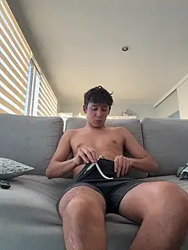 Snapshot of leduck7 chatting on 10.26.25 leduck7 online show from 10.26.25