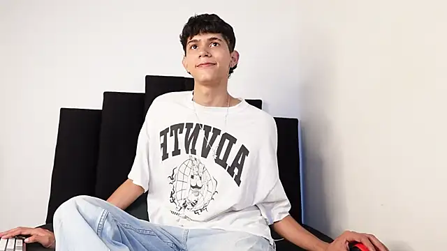 alexmark  online show from 10.14.25