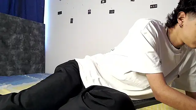 alexmark  online show from 04.16.26