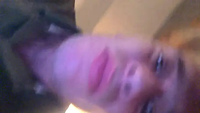 Snapshot of Leshok chatting on 03.05.26 Leshok online show from 03.05.26