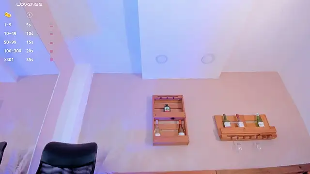  miss mia online show from 11.20.25