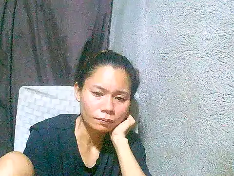 Snapshot of Sweeetgurll chatting on 05.24.26 Sweeetgurll online show from 05.24.26