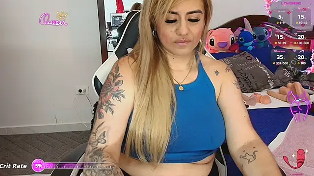 Snapshot of aamanda_Queen_ chatting on 06.04.26 aamanda Queen online show from 06.04.26