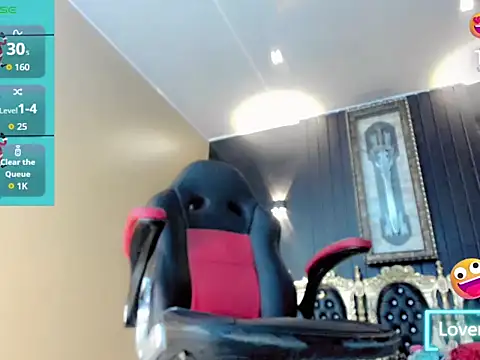 Snapshot of Natasha_clifford chatting on 11.21.25 Natasha clifford online show from 11.21.25