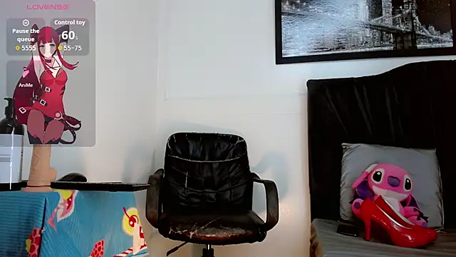 Snapshot of Natasha_clifford chatting on 11.27.25 Natasha clifford online show from 11.27.25