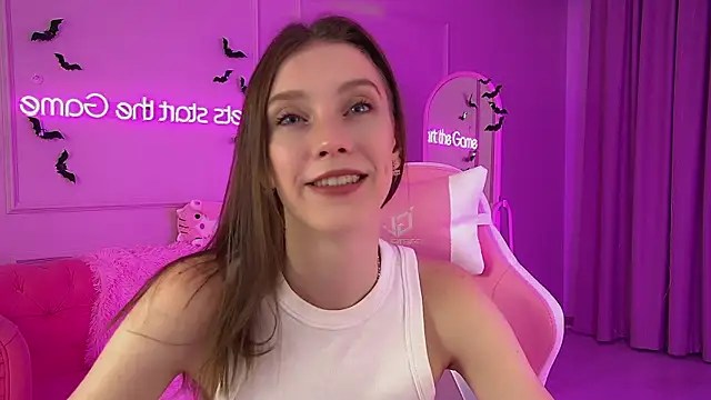 VeronicaVances online show from 10.16.25