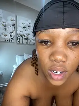 AZURUchan7 online show from 10.30.25