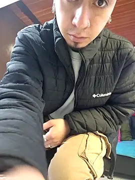 abnerdam01 online show from 10.25.25