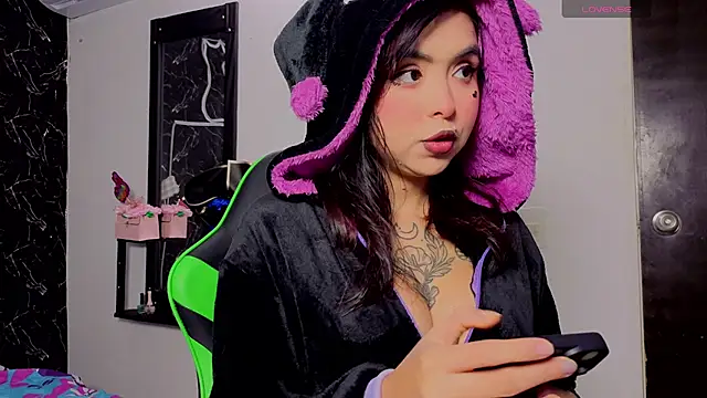 rin yamamoto online show from 10.17.25