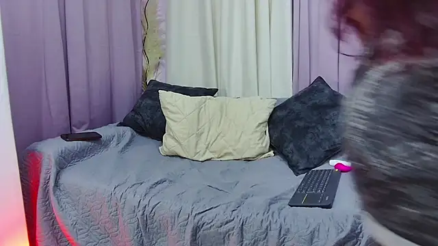 DaniniAnderson online show from 10.23.25