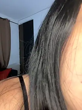 tianastone  online show from 10.13.25