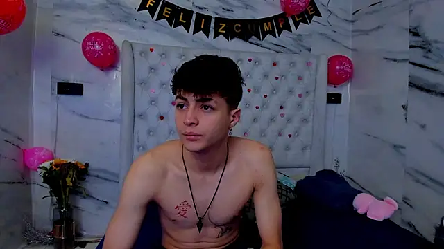 Ari and Storm online show from 02.22.26