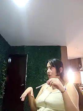 Snapshot of Mythical_Girll chatting on 09.16.25 Mythical Girll online show from 09.16.25