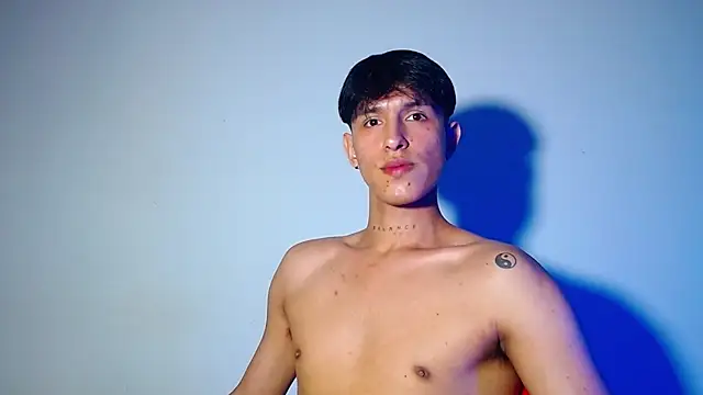 rowanbigboy23 online show from 11.15.25