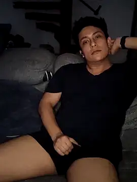 Snapshot of juan_penetreitor chatting on 09.13.25 juan penetreitor online show from 09.13.25