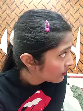 romantic couple1 online show from 02.25.26