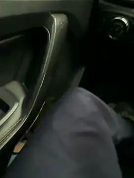 Snapshot of camboys_poyraz chatting on 10.11.25 camboys poyraz online show from 10.11.25