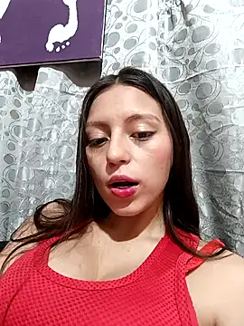 Snapshot of Lahila_ chatting on 10.18.25 Lahila online show from 10.18.25