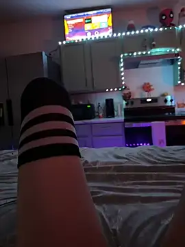 Snapshot of littiekitty chatting on 09.24.25 littiekitty online show from 09.24.25