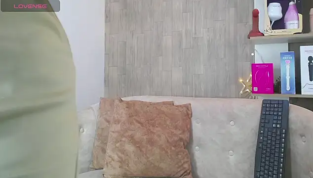 cortney tayler online show from 11.13.25