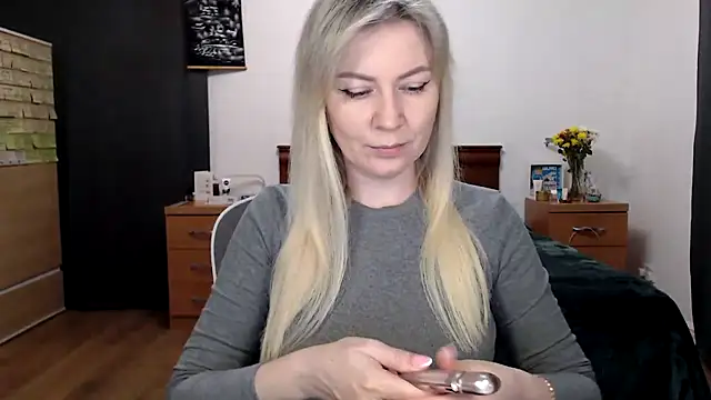 ParadiseAlina online show from 03.05.26