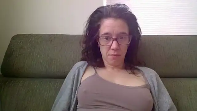 Snapshot of JezebelDutch chatting on 02.05.26 JezebelDutch online show from 02.05.26