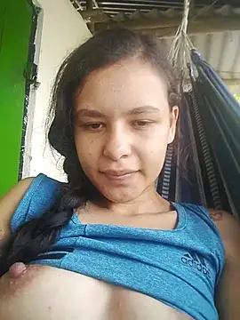 Snapshot of marisolcardona chatting on 10.04.25 marisolcardona online show from 10.04.25