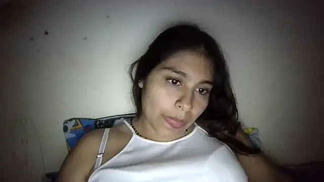 Snapshot of zairabreze chatting on 11.29.25 zairabreze online show from 11.29.25